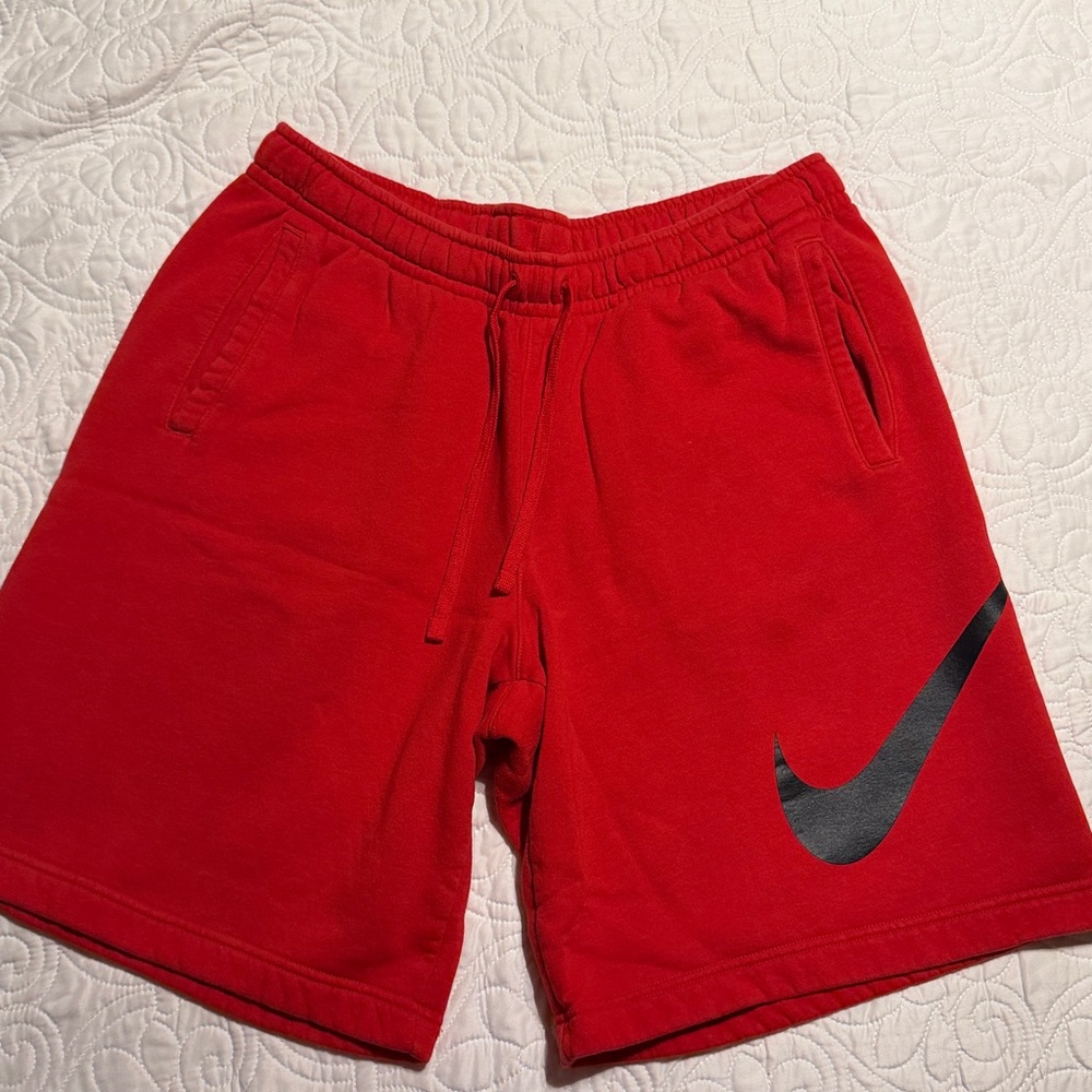 Nike Shorts Men’s XL Adult Red Lightweight Athletic Fleece Vintage Swoosh